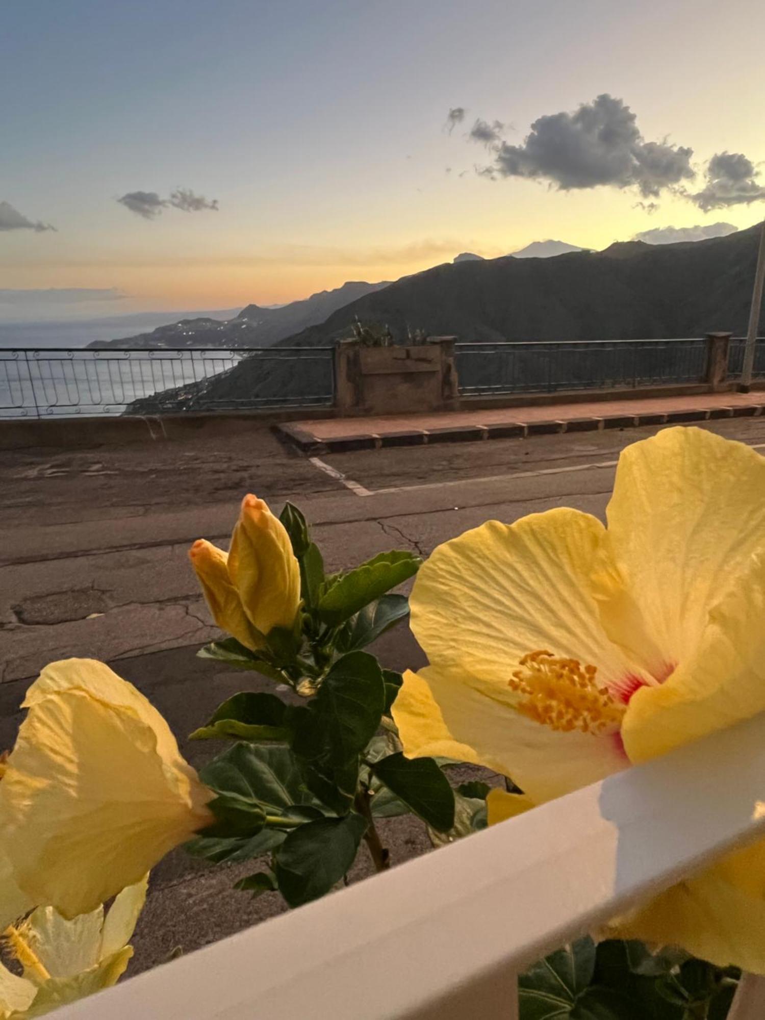 Casanima Vista Incantevole Vicino Taormina Forza dʼAgro Exteriör bild